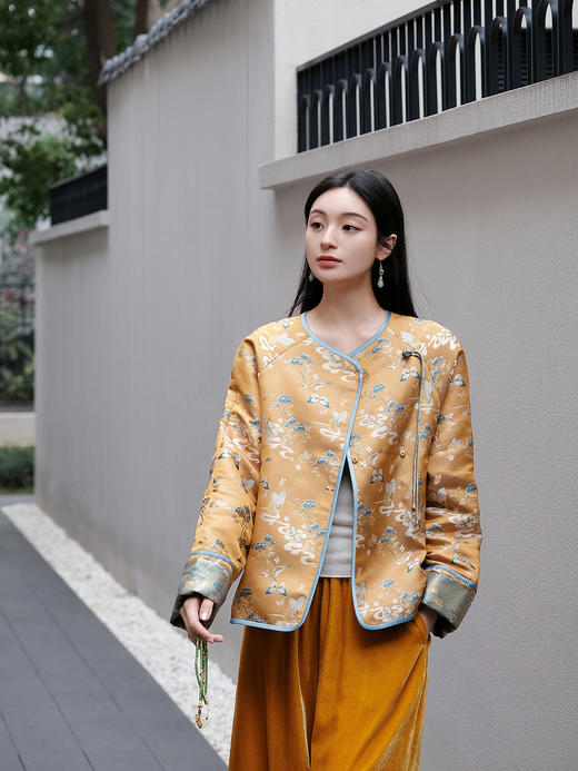 盛唐牡丹 | 四重纬织金重缎宋锦棉外套 商品图8