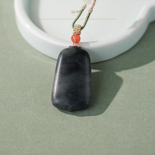 「云崖浮烟」墨玉青花无事牌 商品图5