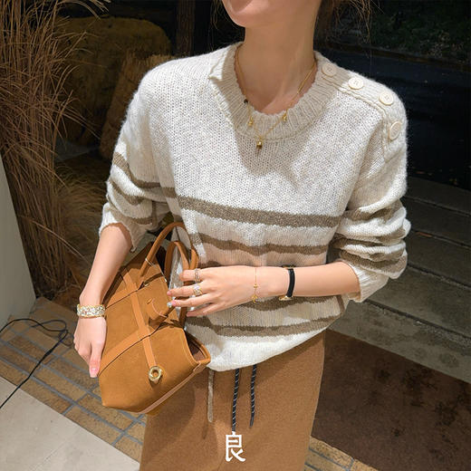 【特价不退换】良木礼羊毛上衣（D25103873F） 商品图3