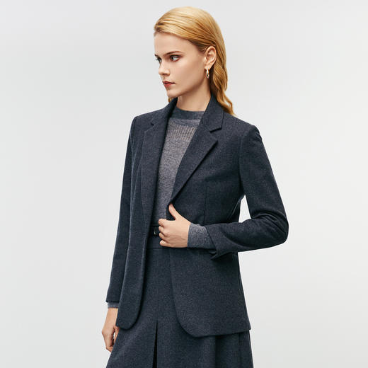 EITIE爱特爱气质通勤修身显瘦深灰色干练毛呢西装外套冬季新款8003704 商品图2