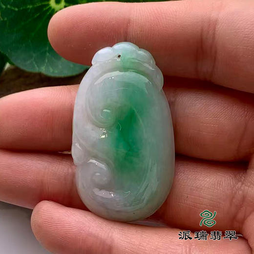 派瑞翡翠 翡翠挂件 糯冰 浅绿 商品图2