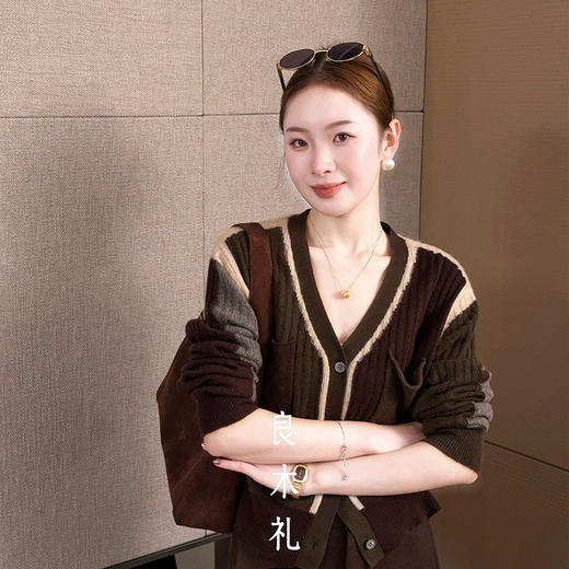 【预售7天】良木礼绵羊毛上衣（D25102291F） 商品图0