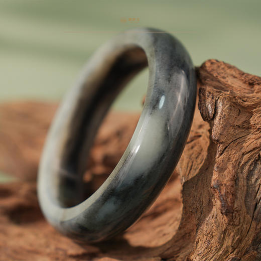 「苍山暮雪」墨玉青花手镯 商品图3