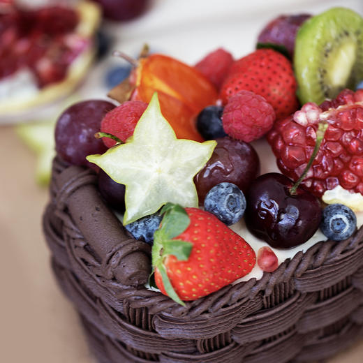 「一篮丰收，一揽花季」鲜果味野餐篮蛋糕 商品图4