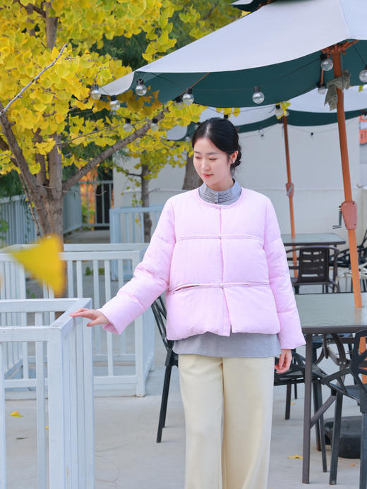 【抖音专属】新中式羽绒服（25803167觅喜-高定款） 商品图4