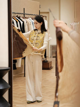 盛唐婧 | 轻奢时尚羊毛加厚直筒裤-杏色