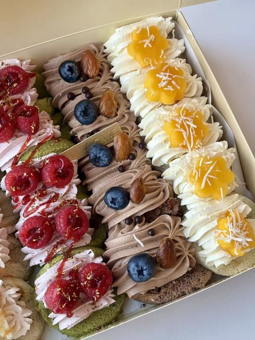 四拼煎蛋卷(焦糖烤奶皮|花漾莓莓|费列罗|超棘杏福) 商品图3