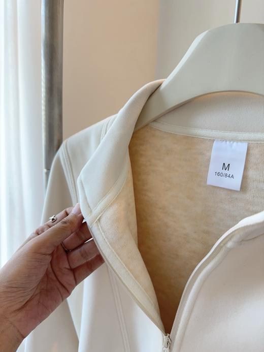 升级版小蛮腰羊毛蚕丝外套 商品图6