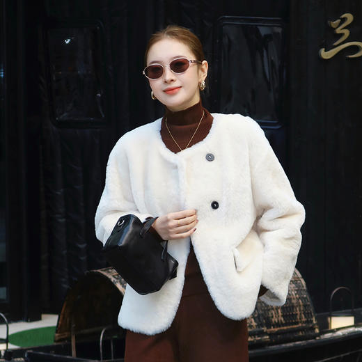 【预售7天】良木礼进口皮毛一体（D25102740F） 商品图3