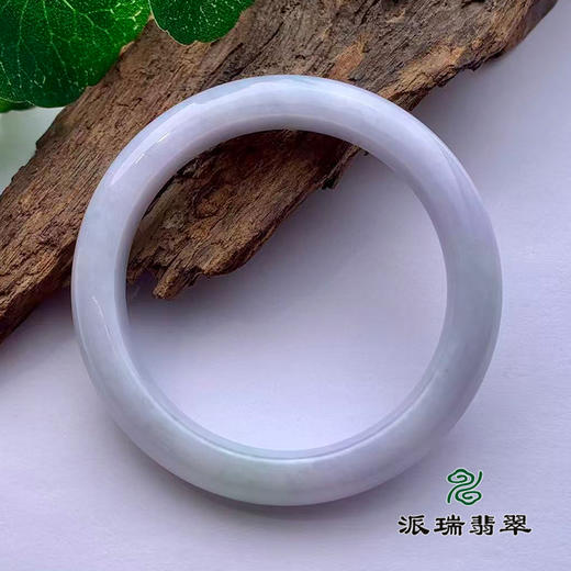 派瑞翡翠 翡翠手镯 糯种 浅绿 商品图2
