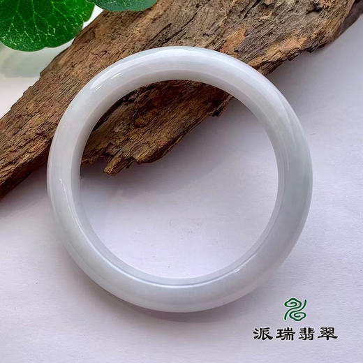 派瑞翡翠 翡翠手镯 糯种 浅绿 商品图1