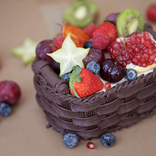 「一篮丰收，一揽花季」鲜果味野餐篮蛋糕 商品图5