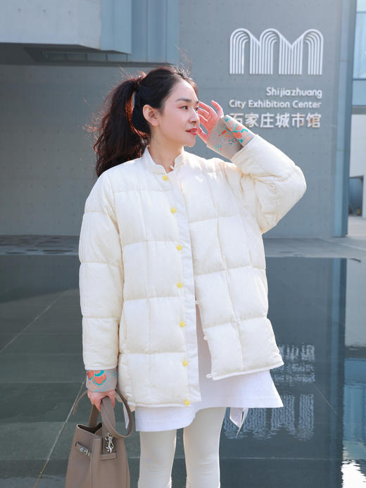 【抖音专属】新中式羽绒服（25803180万物生-奢定款） 商品图3