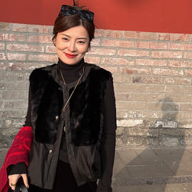 【预售7天】良木礼水貂鹅绒马甲（D25102674）