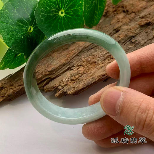 派瑞翡翠 翡翠手镯 糯种 油青 商品图3