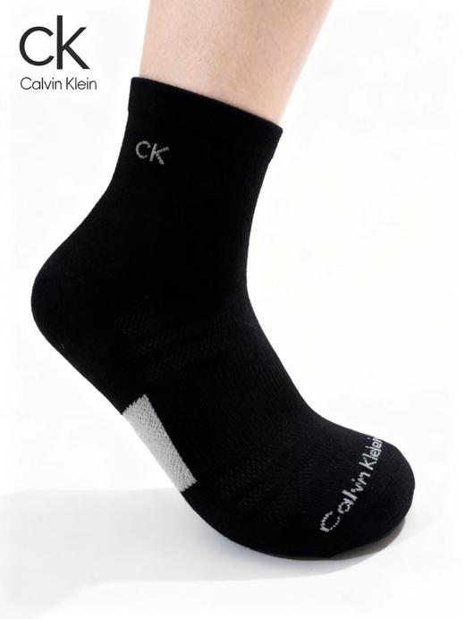 无折扣 Calvin Klein CK男士中筒运动袜  舒适与质感双在线 商品图2