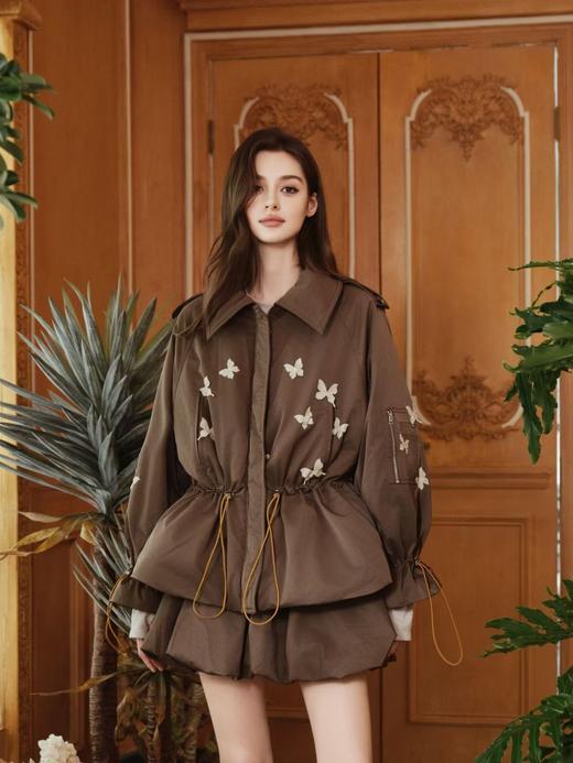 深棕色立体蝴蝶手工定位棉服 商品图0