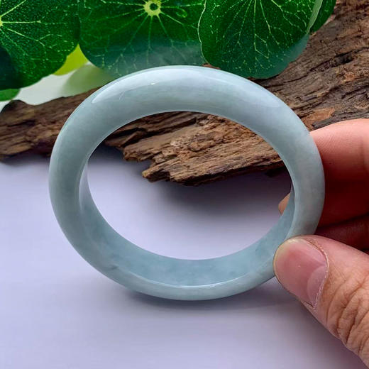 派瑞翡翠 翡翠手镯 糯种 绿色 商品图1