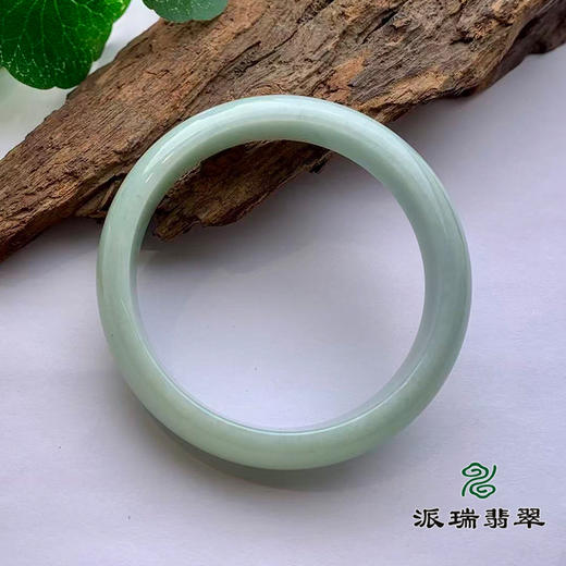 派瑞翡翠 翡翠手镯 糯种 绿色 商品图3