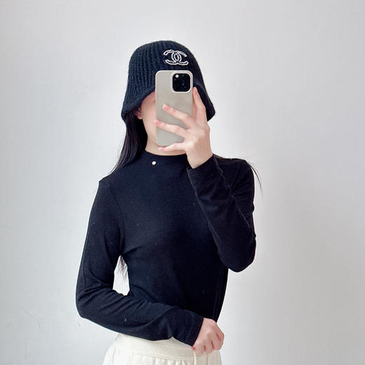 圆领长袖天丝面膜T恤打底衫显瘦上衣 商品图1