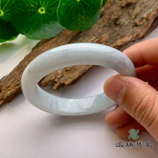 派瑞翡翠 翡翠手镯 糯种 绿色 商品图3