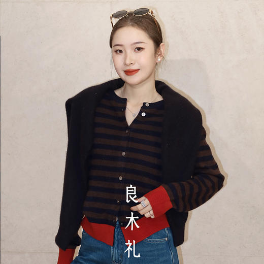 【特价不退换】【部分现货】良木礼山羊绒开衫（D25102307F） 商品图0