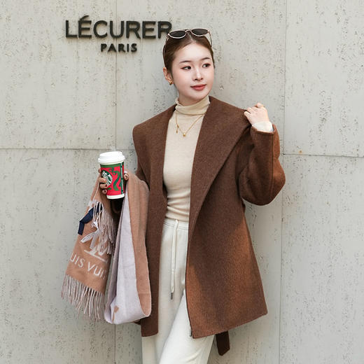 【特价不退换】【预售7天】良木礼骆马绒大衣（腰带）（D251101205） 商品图3