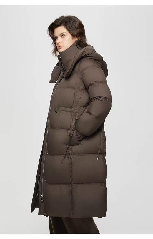 官网在售1203元【她图品牌】剪标-绒子含量90%高级感连帽收腰保暖白鸭绒羽绒服-喜出 商品图3