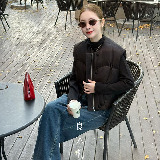 【特价不退不换】【部分现货】良木礼鹅绒马甲（D8261F） 商品图2