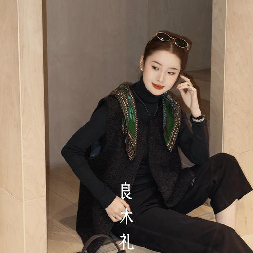 【特价不退换】良木礼绵羊毛桑蚕丝马甲（Q2582130） 商品图8