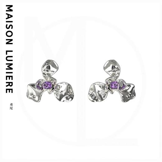 mini鸢尾宝石耳钉 商品图0