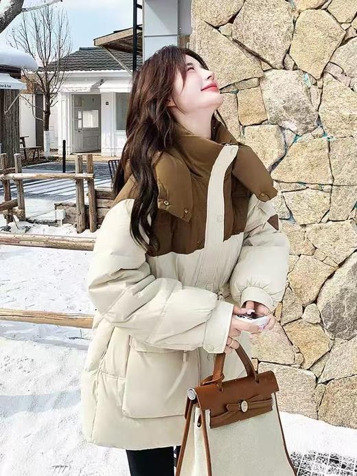 血亏清货，不支持退-品质超好【羽绒服】撞色拼接连帽收腰中款羽绒服-喜出 商品图3