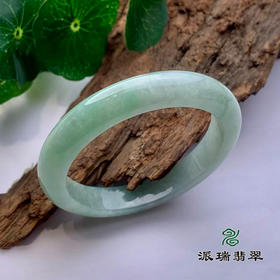 派瑞翡翠 翡翠手镯 糯种 绿色