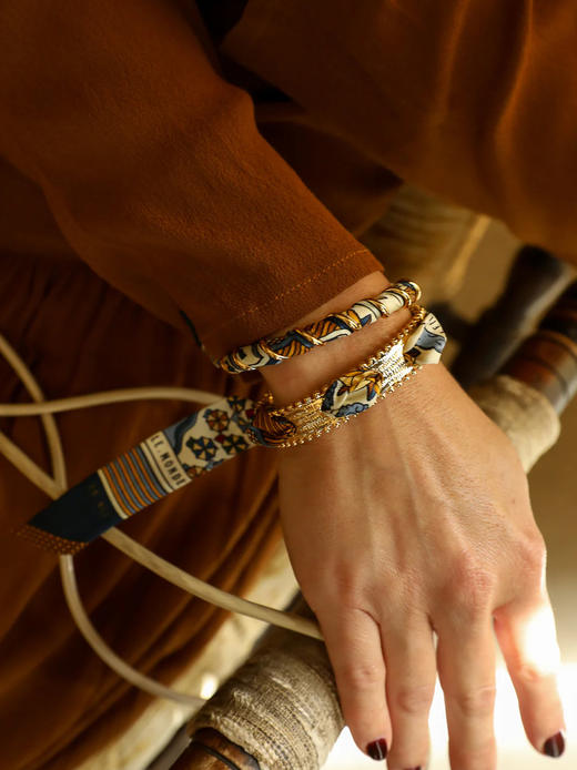 订购14周到｜AN-NEE-DIVA-深蓝色 塔罗 2cm 丝巾手镯［法国设计师］ 商品图0