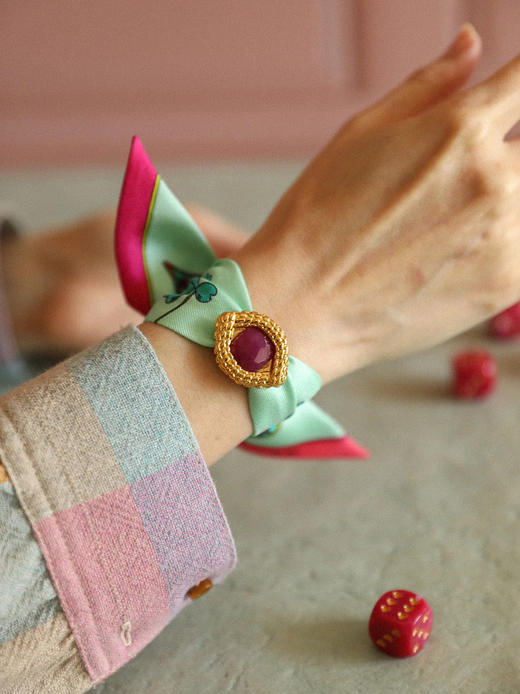 订购14周到｜AN-NEE-OEILDECAÏMAN-AgateRose-薄荷绿 幸运予你 4cm 丝巾装饰扣手镯［法国设计师］ 商品图0