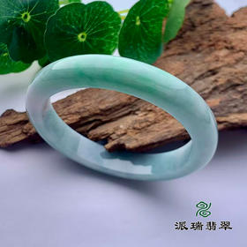 派瑞翡翠 翡翠手镯 糯种 绿色