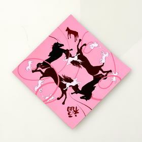 IZZIEASY丨万马送福