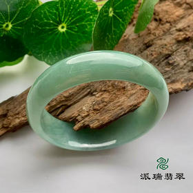 派瑞翡翠 翡翠手镯 糯种 绿色