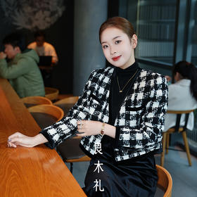 【特价不退不换】良木礼小香羊毛外套（Q8112）