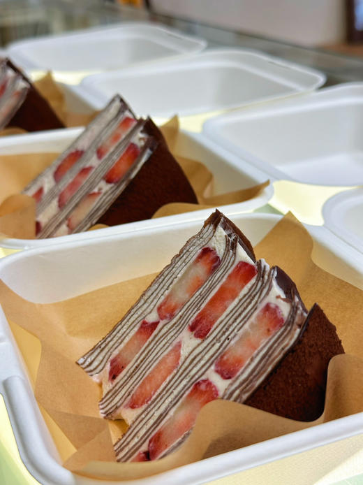 星星巧克力千层大王，超过2斤草莓哦 商品图2