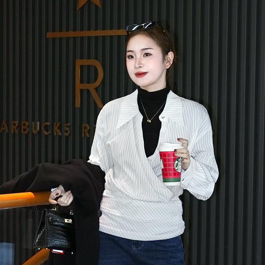 【部分现货】良木礼休闲衬衫（D25103402） 商品图3