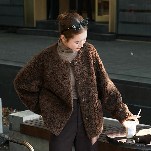 【部分现货】良木礼绵羊毛外套（D25101265） 商品图1