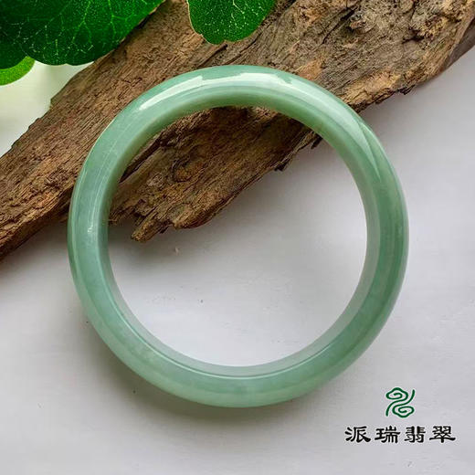 派瑞翡翠 翡翠手镯 糯种 绿色 商品图1