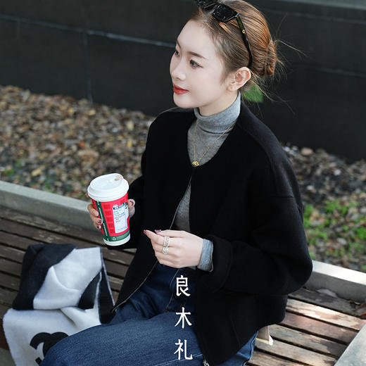 【特价不退不换】【部分现货】良木礼绵羊毛外套（D25102522） 商品图4