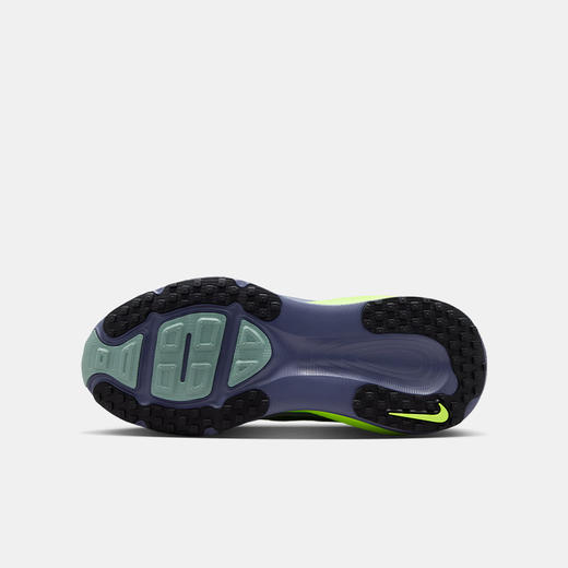 Nike Vomero 18 大童公路跑步鞋 HQ2157 商品图1
