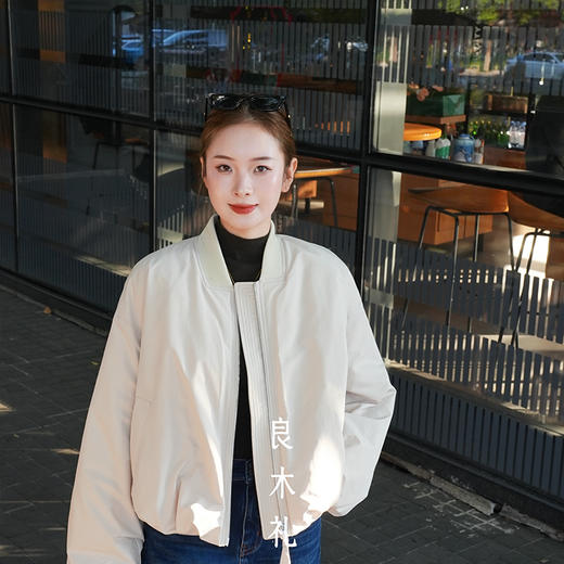 良木礼短款鹅绒服（D25102703F） 商品图4