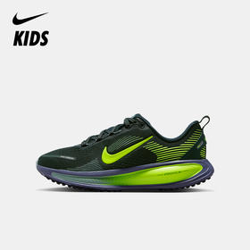 Nike Vomero 18 大童公路跑步鞋 HQ2157