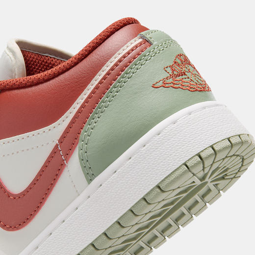 Air Jordan 1 Low 大童运动鞋 553560 商品图7