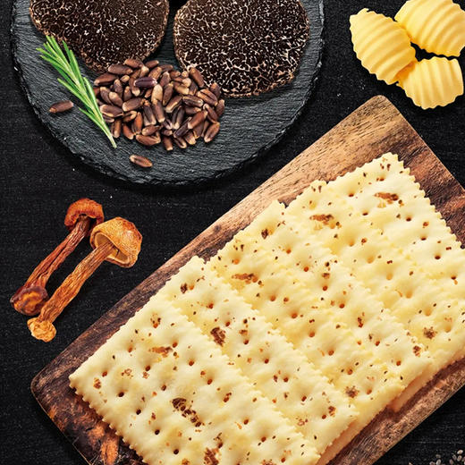 新盟食品 EDO Pack多庆屋苏打饼干630g*1盒/2盒 蓬松酥脆 休闲零食 48小时发货 商品图1