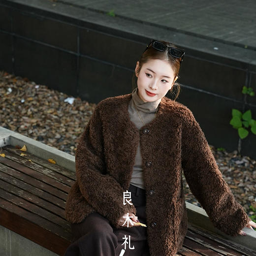 【部分现货】良木礼绵羊毛外套（D25101265） 商品图0